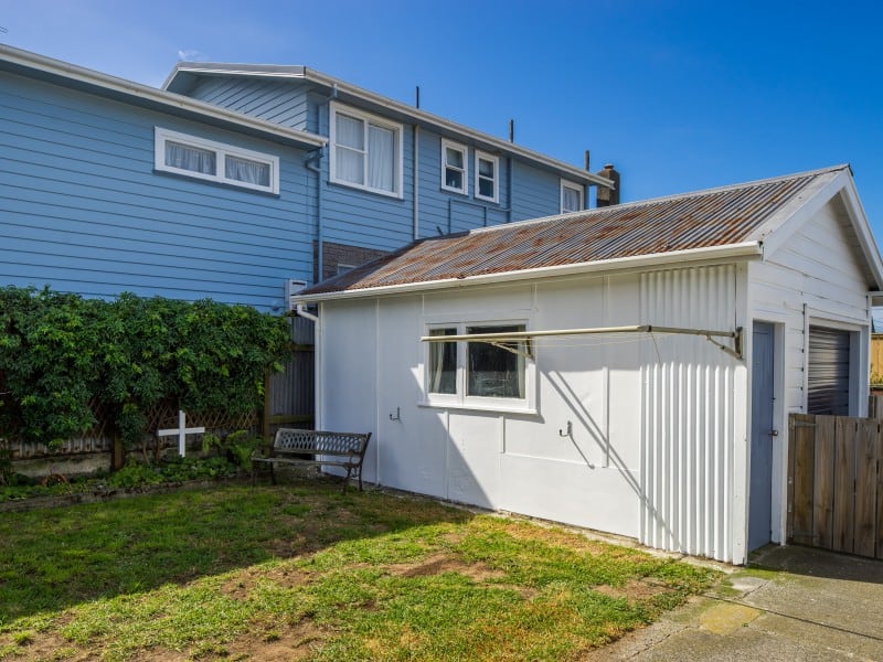 6 Wha Street, Lyall Bay Wellington 6022 - Tommy's Real Estate