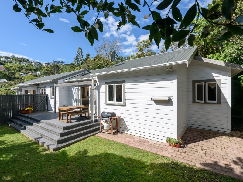 11 Albemarle Road, Northland Wellington 6012 Tommy's Real Estate